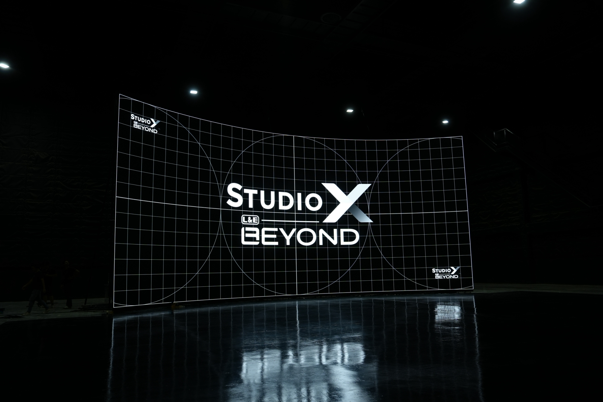 STUDIO X BEYOND